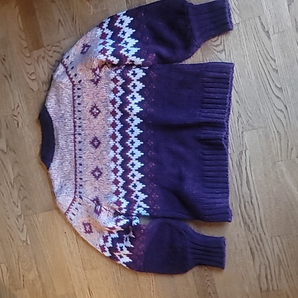 Sweater - Picture 4 of 7